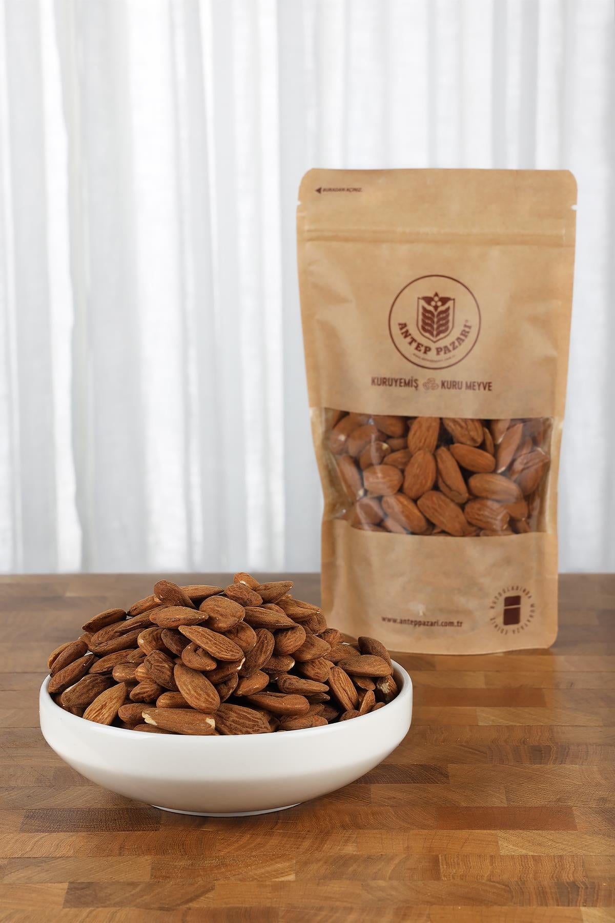Çiğ Yerli Badem