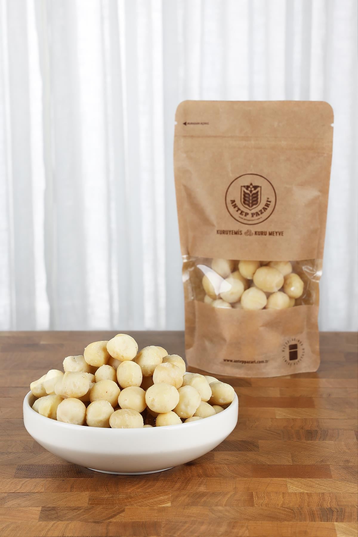 Makademya Fındığı