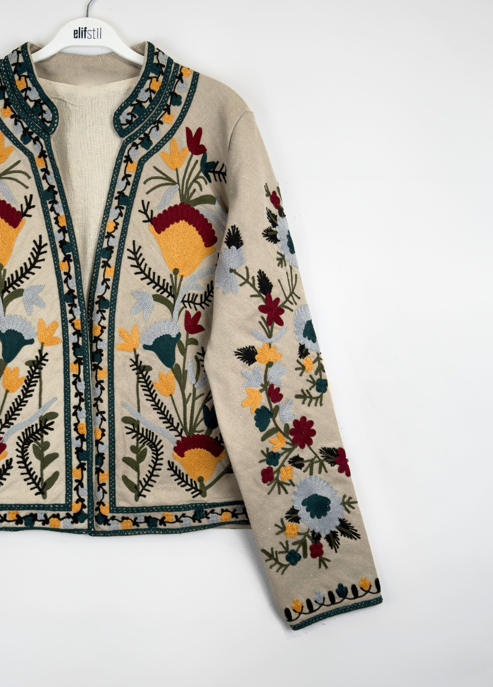 Nakışlı Ceket Bej