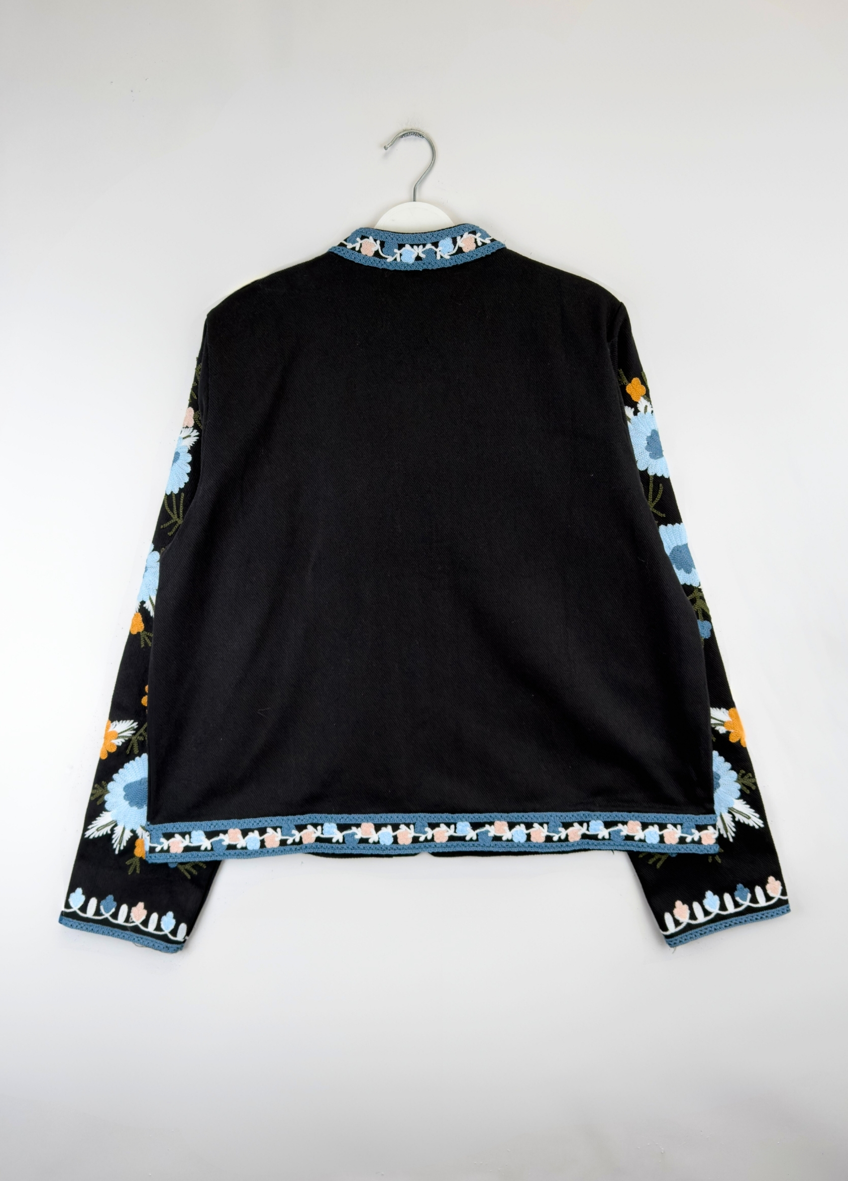 Nakışlı Ceket Siyah 