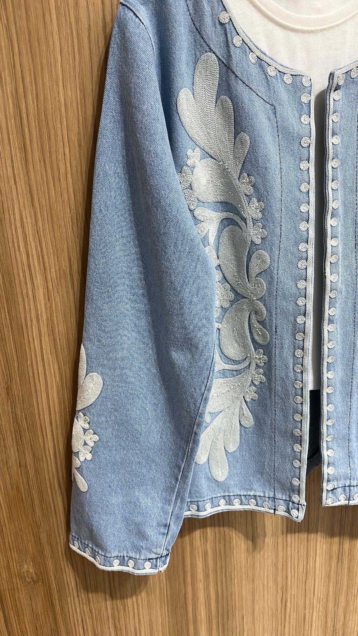 Nakışlı Kot Ceket Mavi 