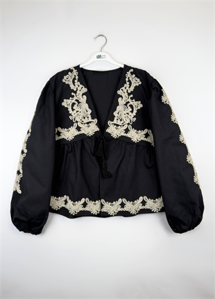 İşlemeli Bluz Siyah 