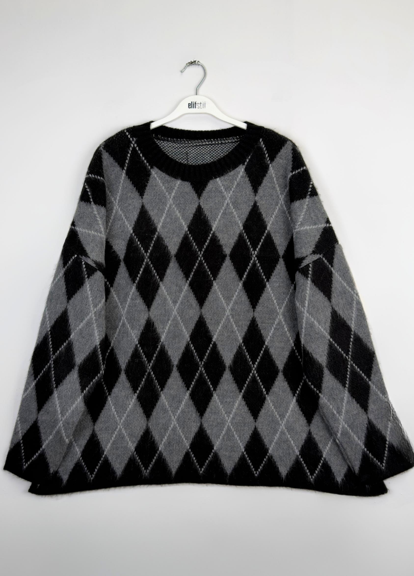 Ferona Baklava Desen Kazak Siyah