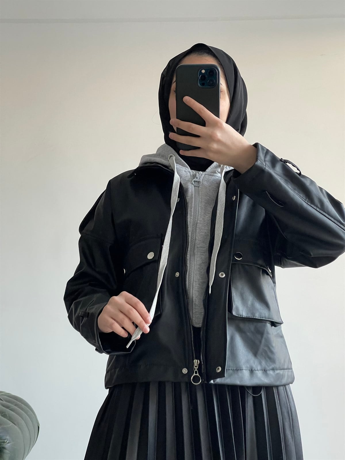 Kapşonlu Deri Ceket 