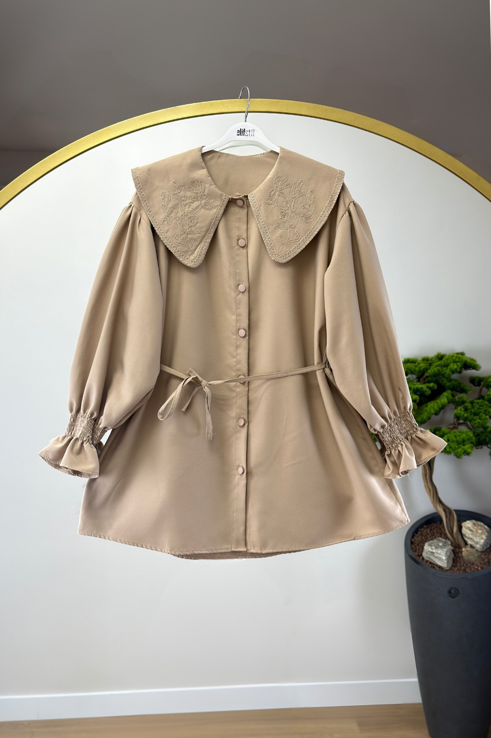 Kolu Lastikli Gömlek Bej 