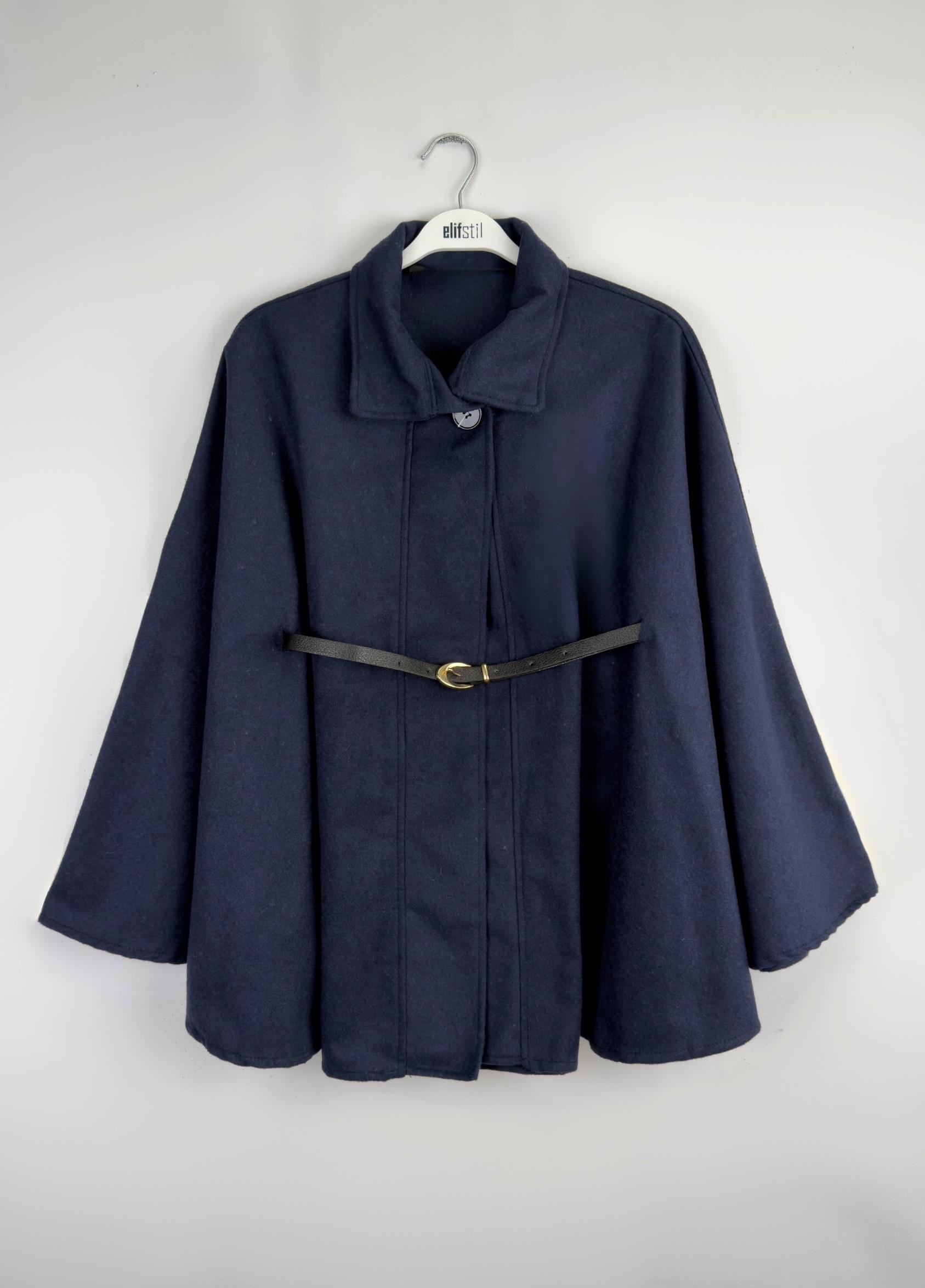 Narela Panço Lacivert 