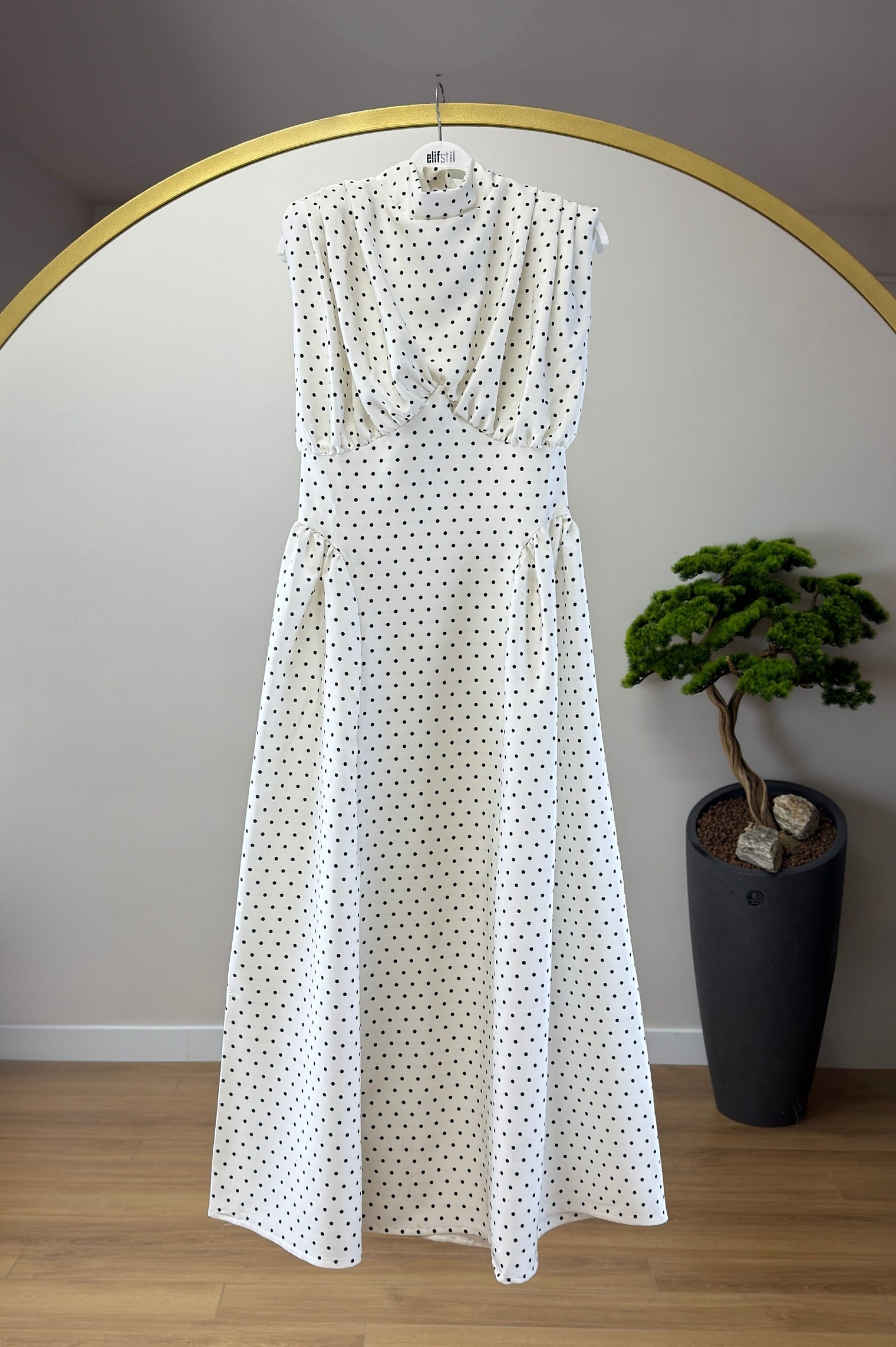 Puantiyeli Elbise Beyaz