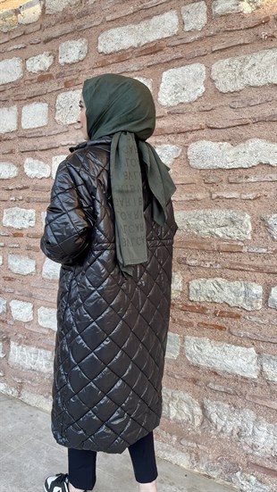 Parlak Kapitone Mont Siyah