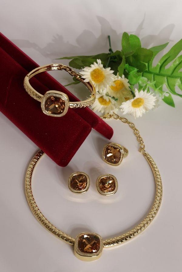 Kahverengi Swarovski Taş Yüzük-Bileklik-Kolye-Küpe Özel Tasarım Set