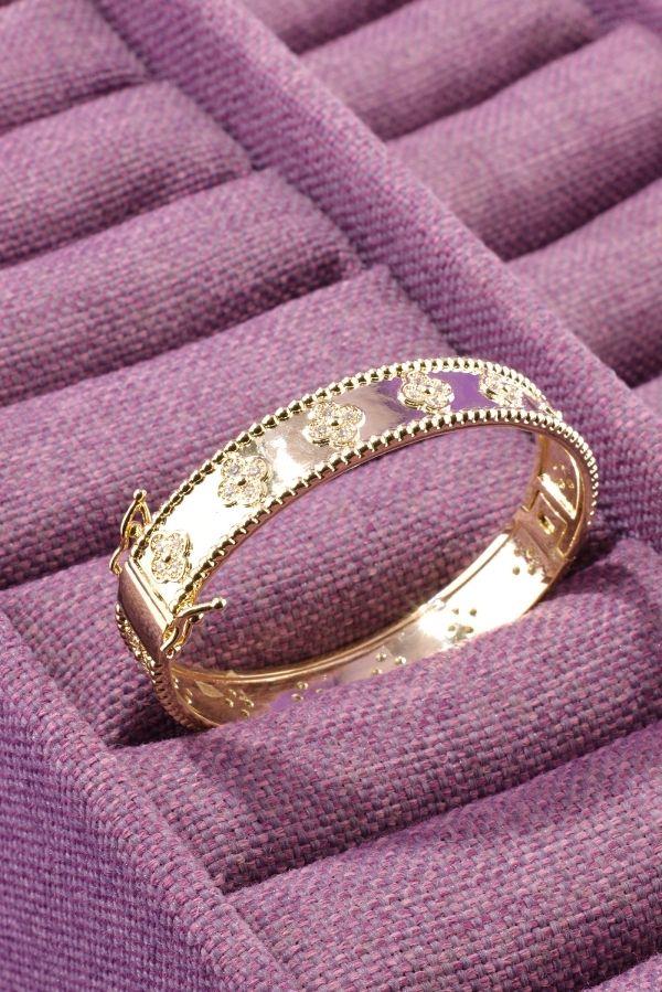 Yonca Model Kelepçe Bileklik