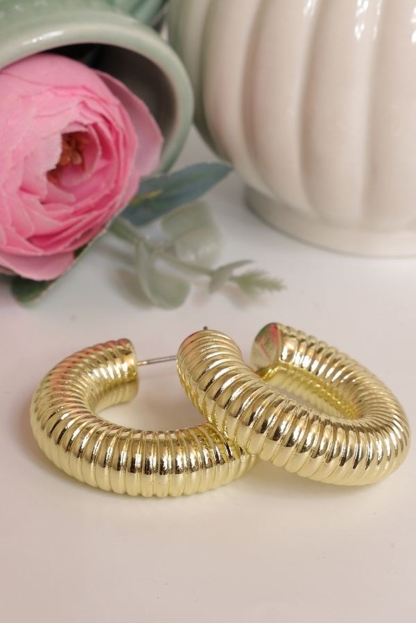 Gold Renk Bombeli C Model Trend Serisi Halka Model