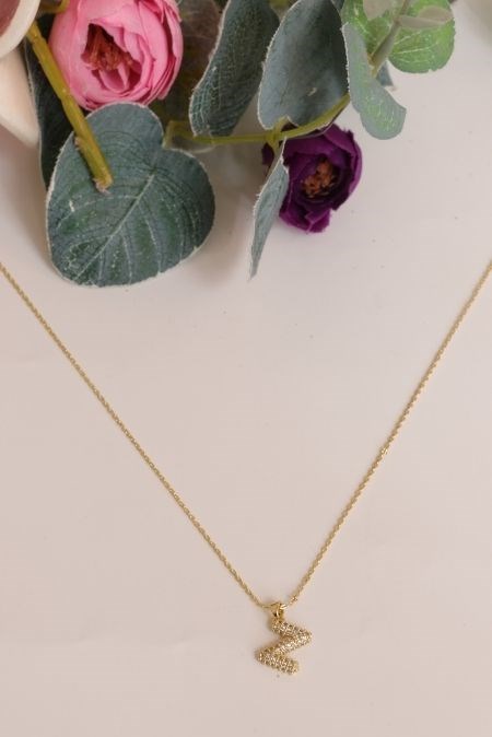Gold Renk C Harfli Işıltılı Trend Seri Kolye