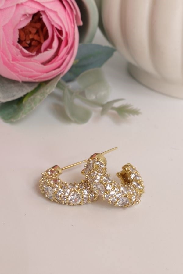 Gold Renk Full Taşlı C Model Trend Seri Küpe