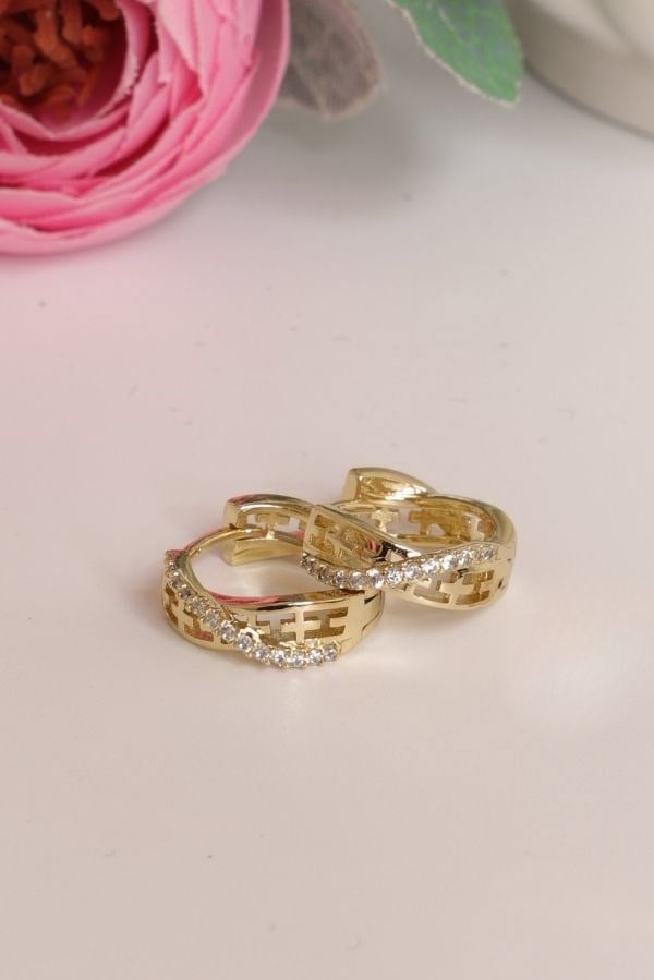 Gold Renk Küçük Taşlı Trend Seri Küpe