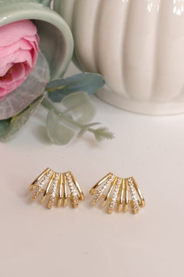 Gold Renk Taşlı Minimal Trend Seri Küpe