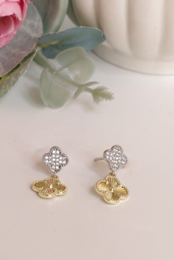 Gri-Gold Renk Yonca Model Trend Seri Küpe