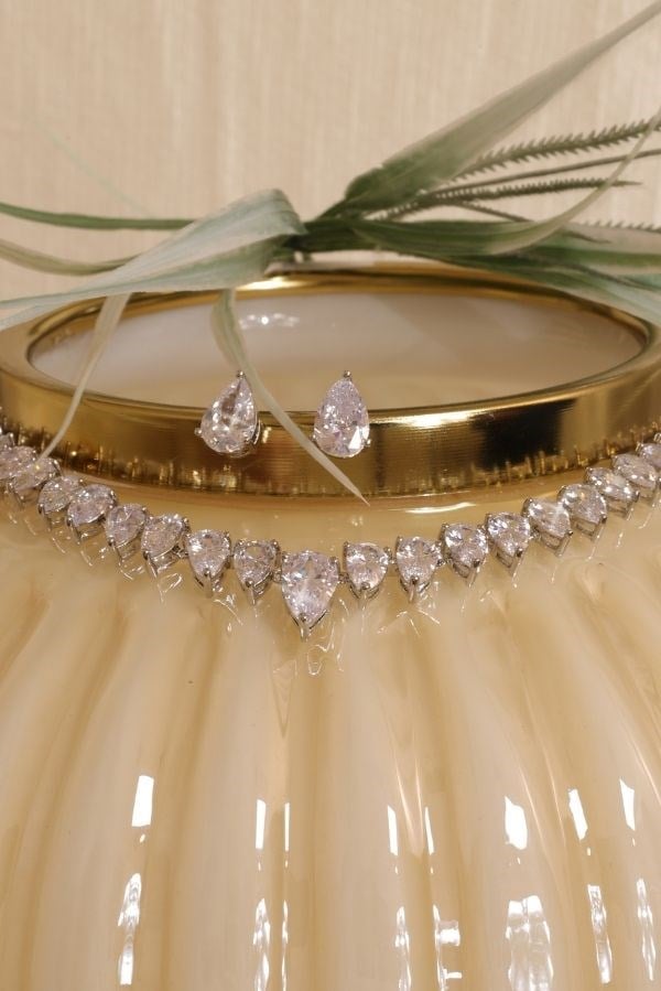 Kristal Taşlı Damla Model Takı Seti