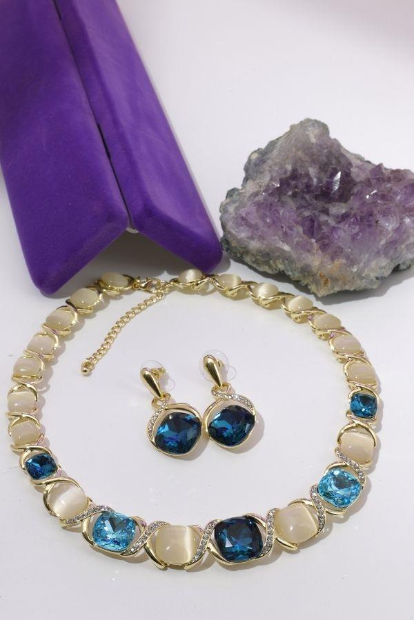 Ensemble de bijoux en pierre de cristal bleu