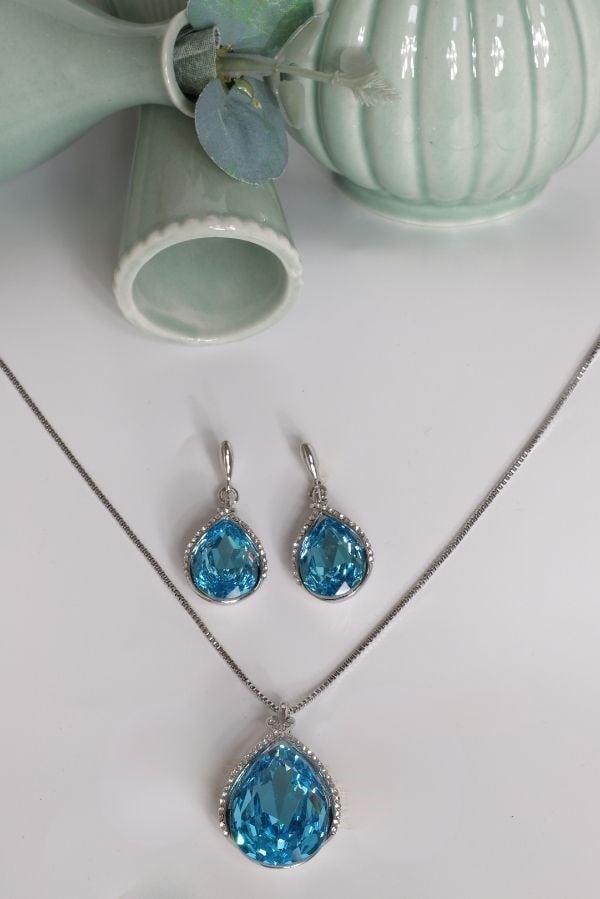 Özel Tasarım Swarovski Taş Mavi Renk Takı Seti