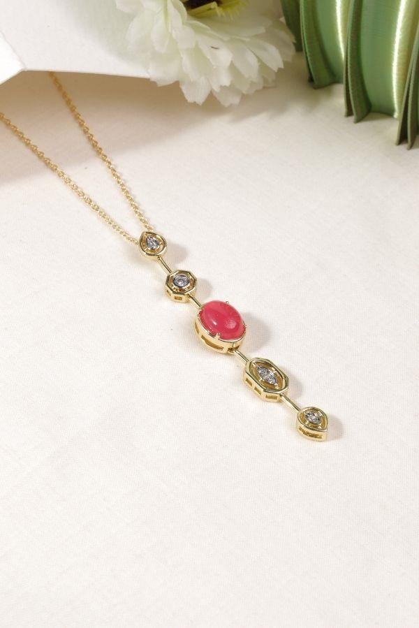 Pembe Renkli Y Kolye