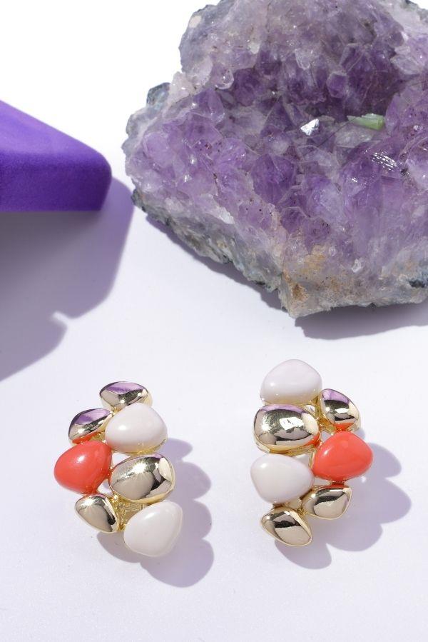 Boucles d'oreilles haut de gamme en forme de larme avec détails orange