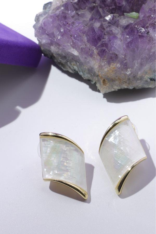 Sedef Mineli Gold Detay Küpe