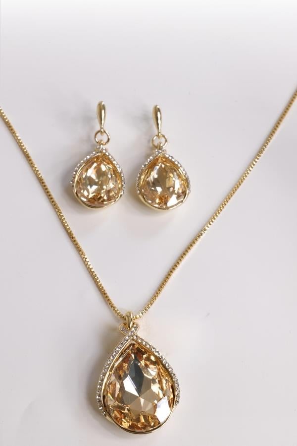  Schmuckset mit Swarovski-Kristalldetails