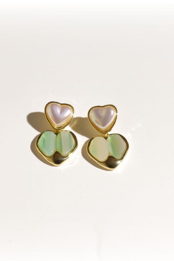  Green Heart Detail Pearl Earrings