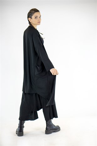 Mia Black Kimono