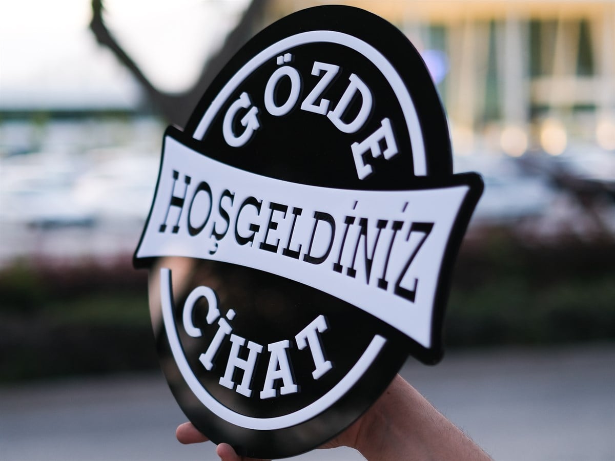 3D Siyah&Beyaz İsimli Pleksi Kapı SüsüKapı Süsü