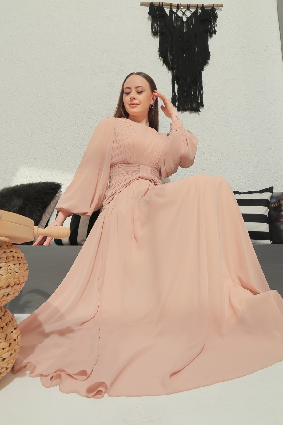 Soul of Moor Kadın Bej Rengi Pileli Şifon Abiye Elbise