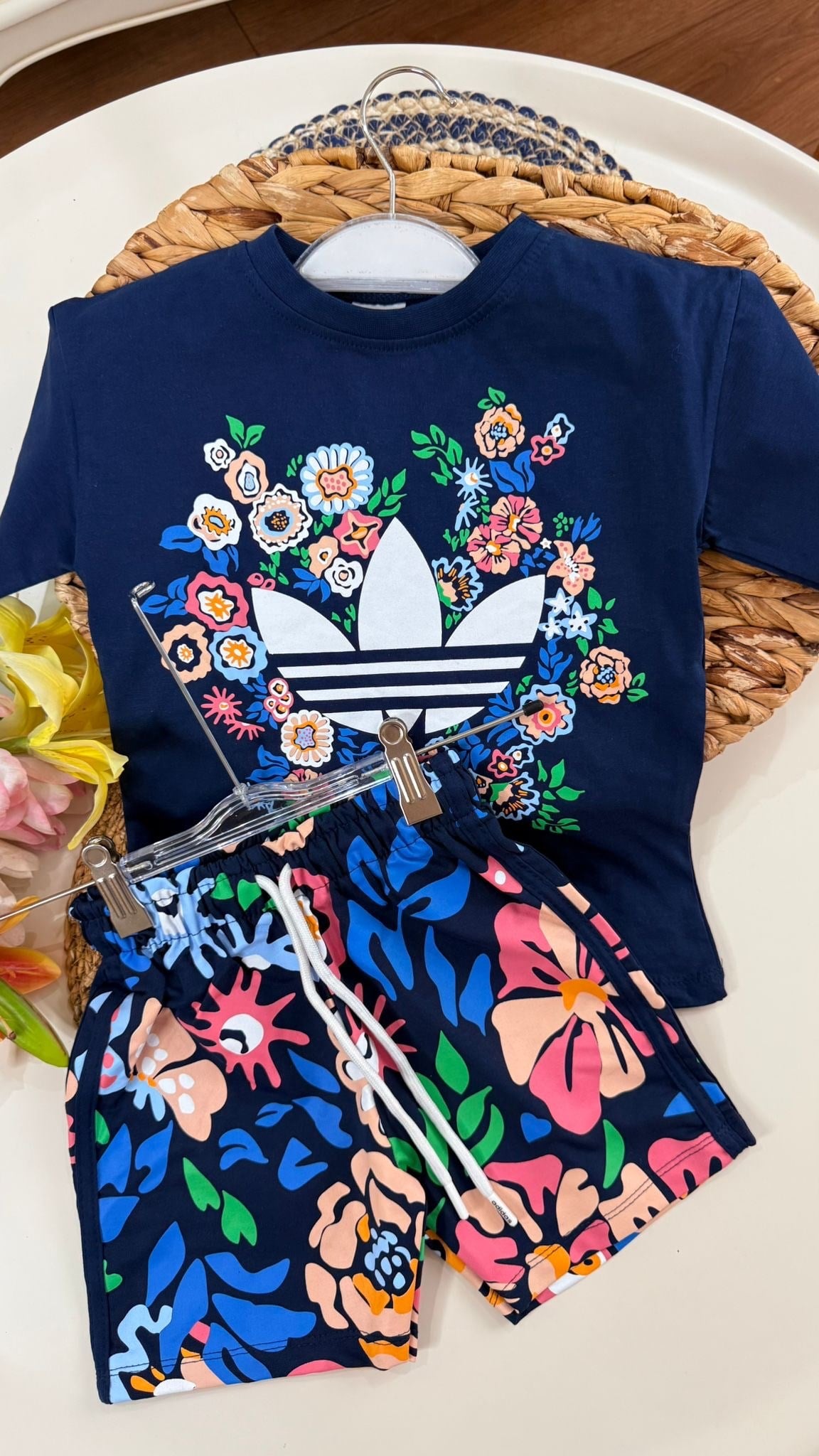 Adidas çiçekli takım