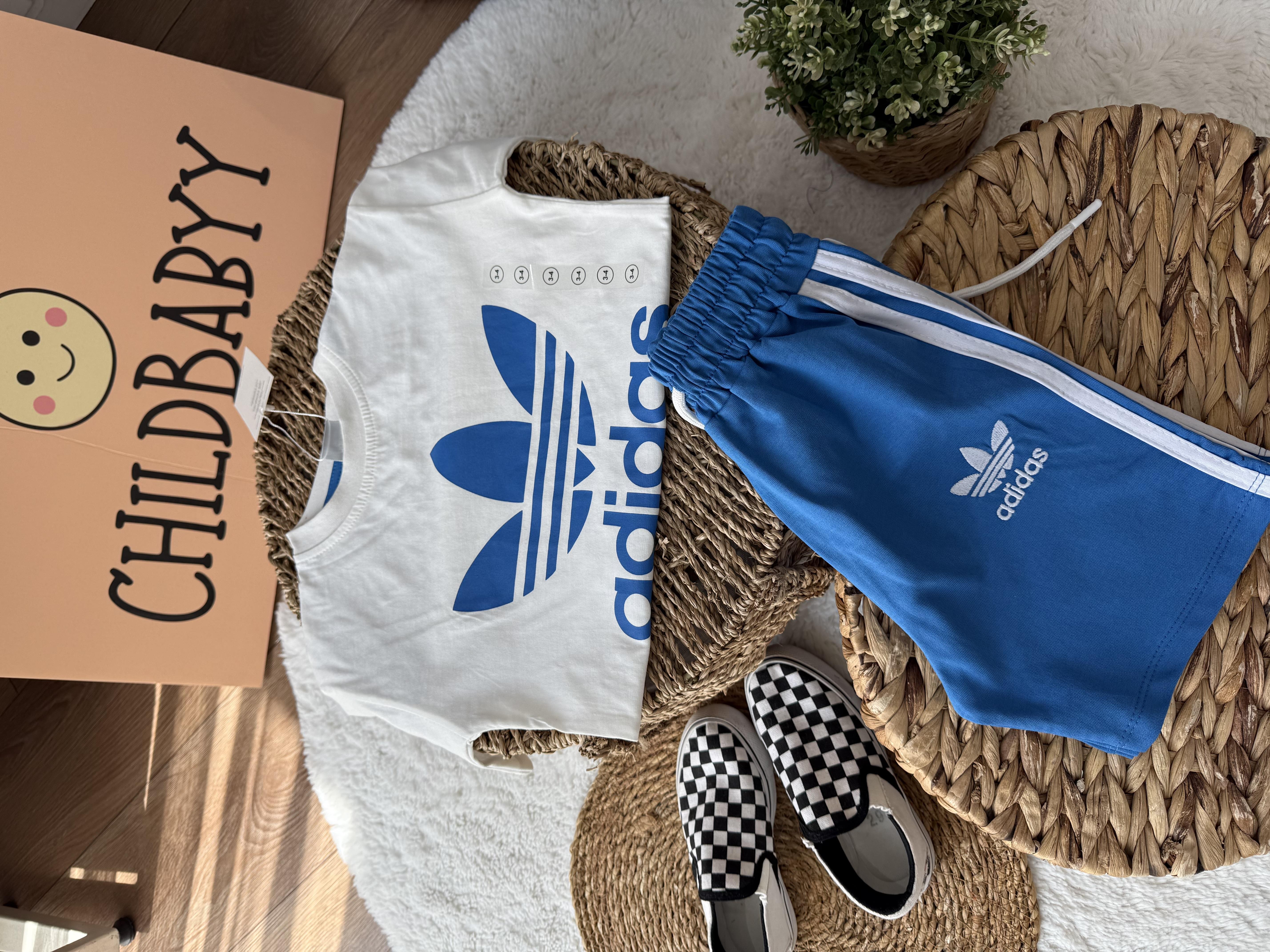 Adidas mavi şortlu takım 