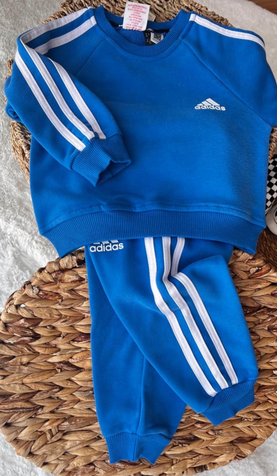 Sax Adidas takım