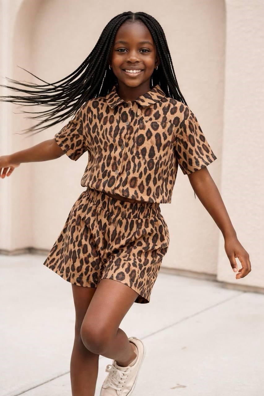 yakalı leopar kız şort takım 
