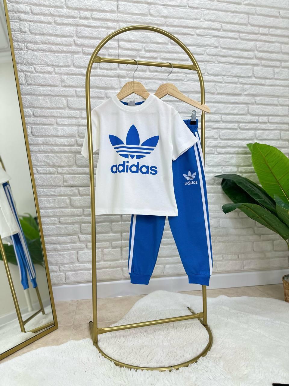 Adidas mavi beyaz takım