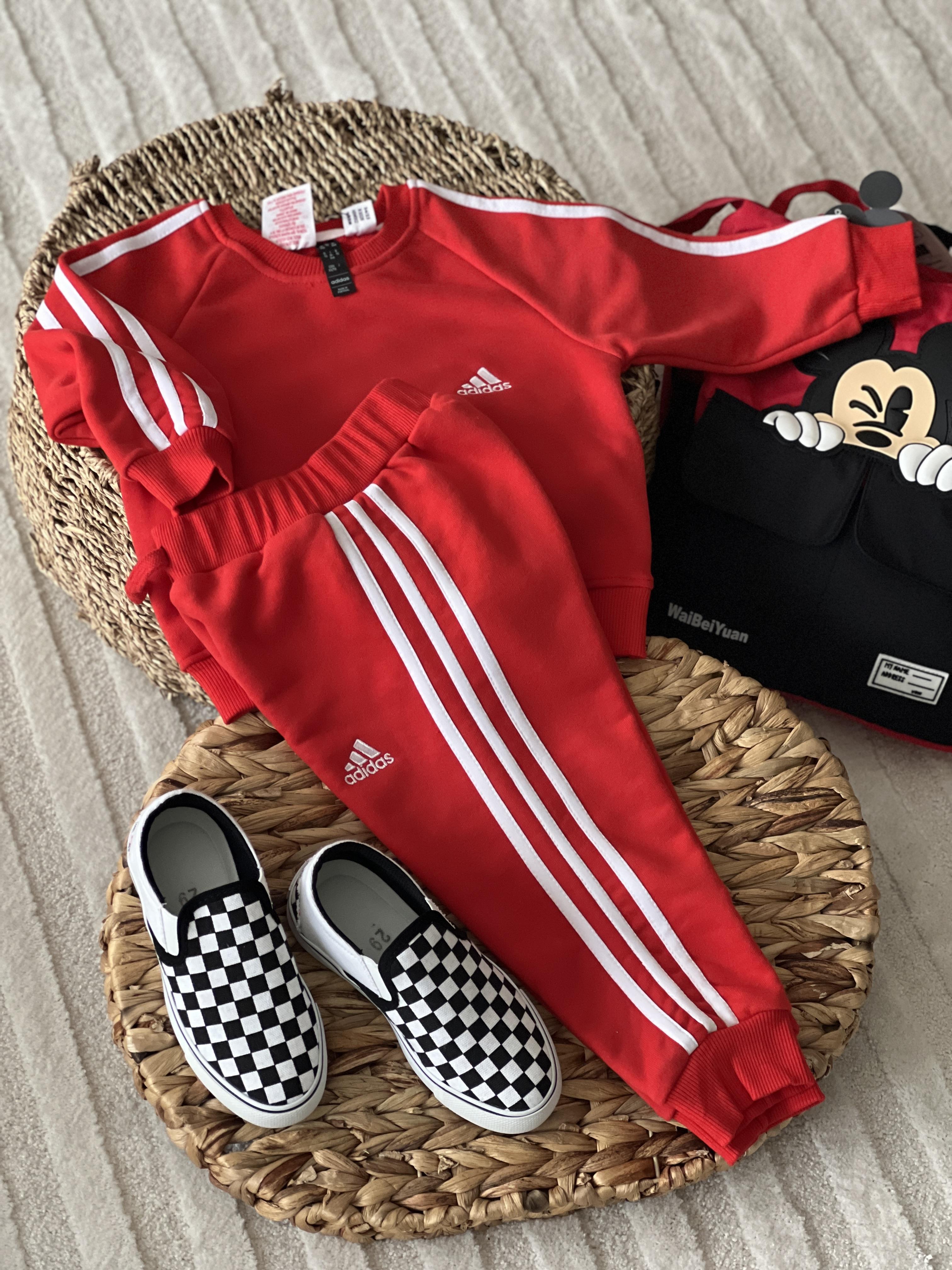 Adidas takım 