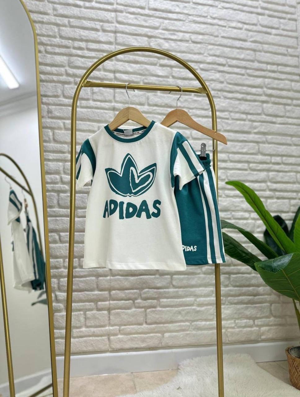 Adidas yeni mavi takım