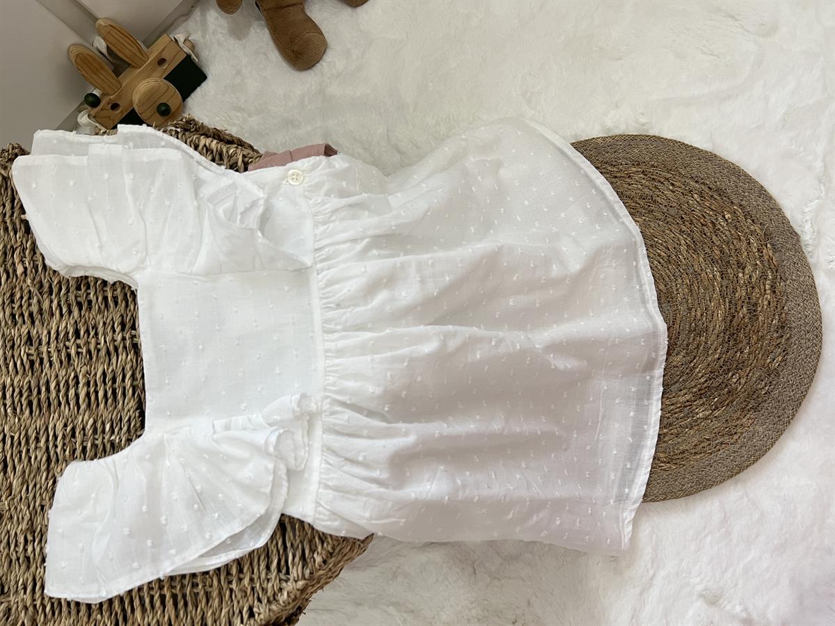 Beyaz astarlı elbise 