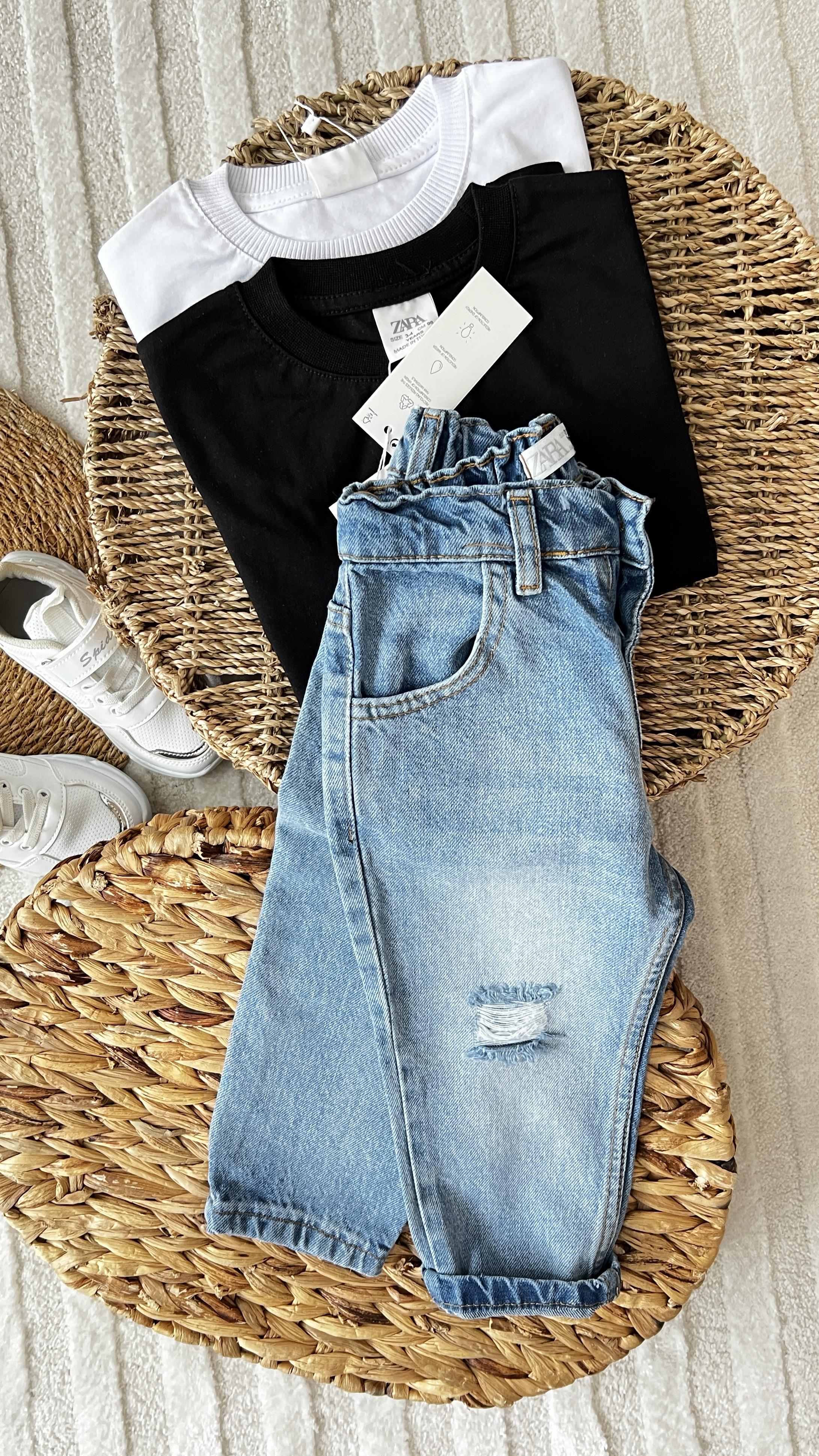 Boru paça yırtıklı jean 