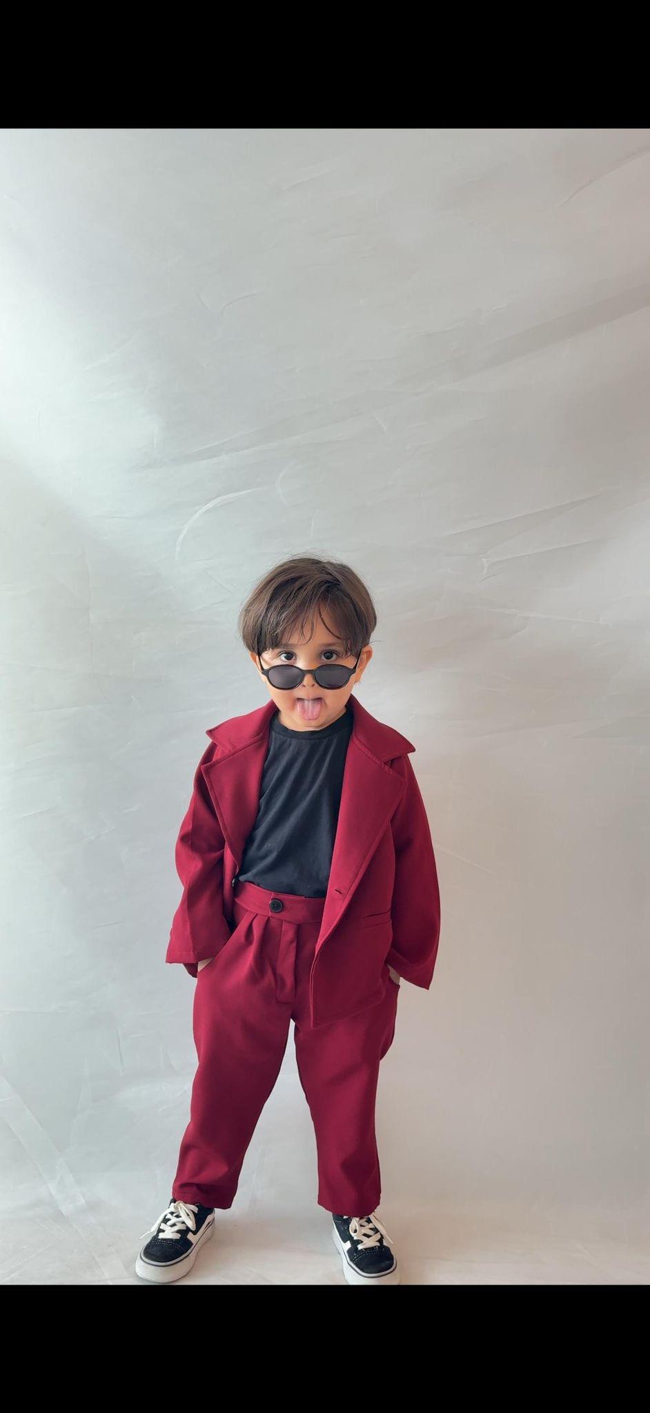 Ceket pantolon takım kırmızı