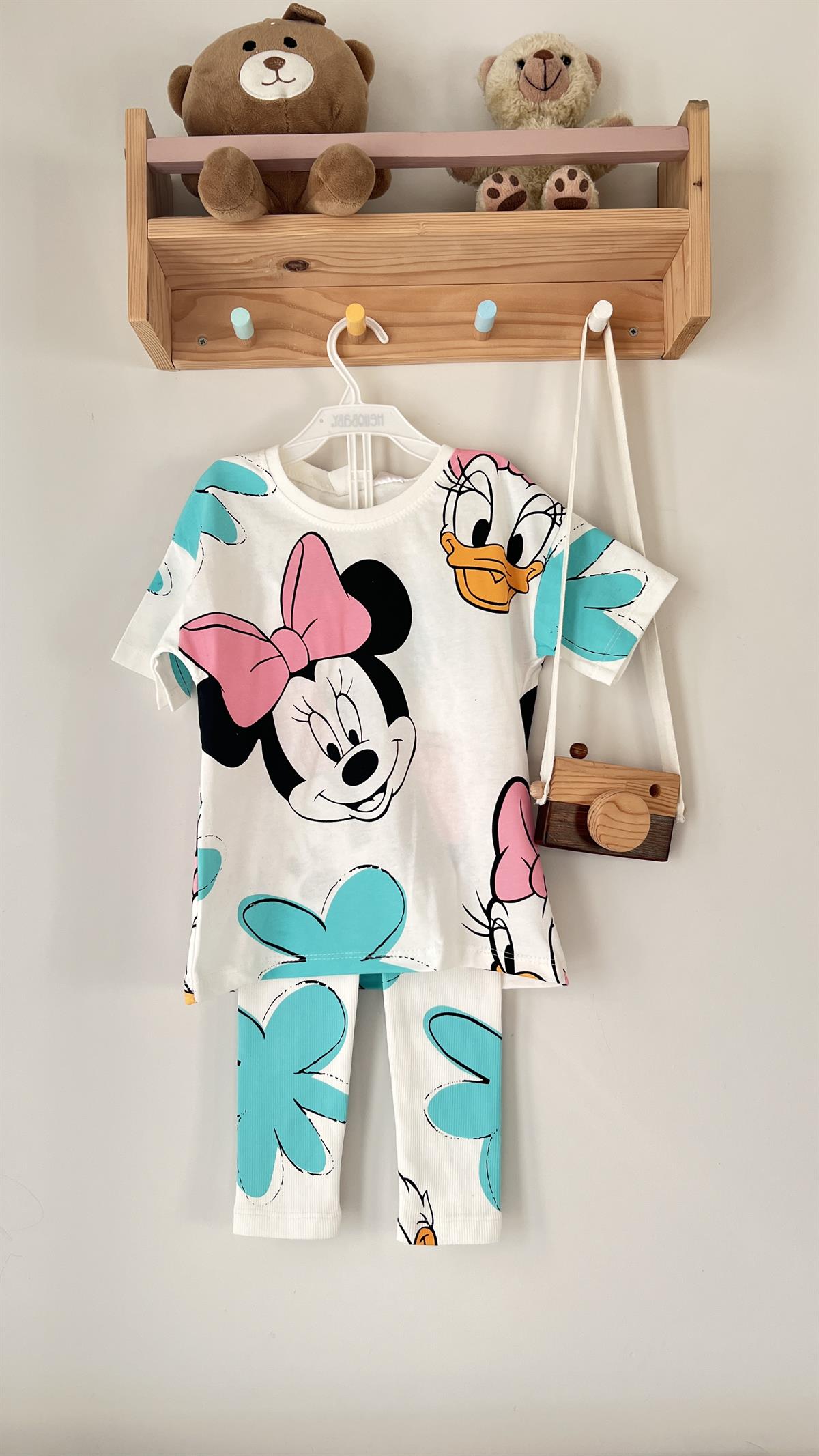 Daisy duck takım 