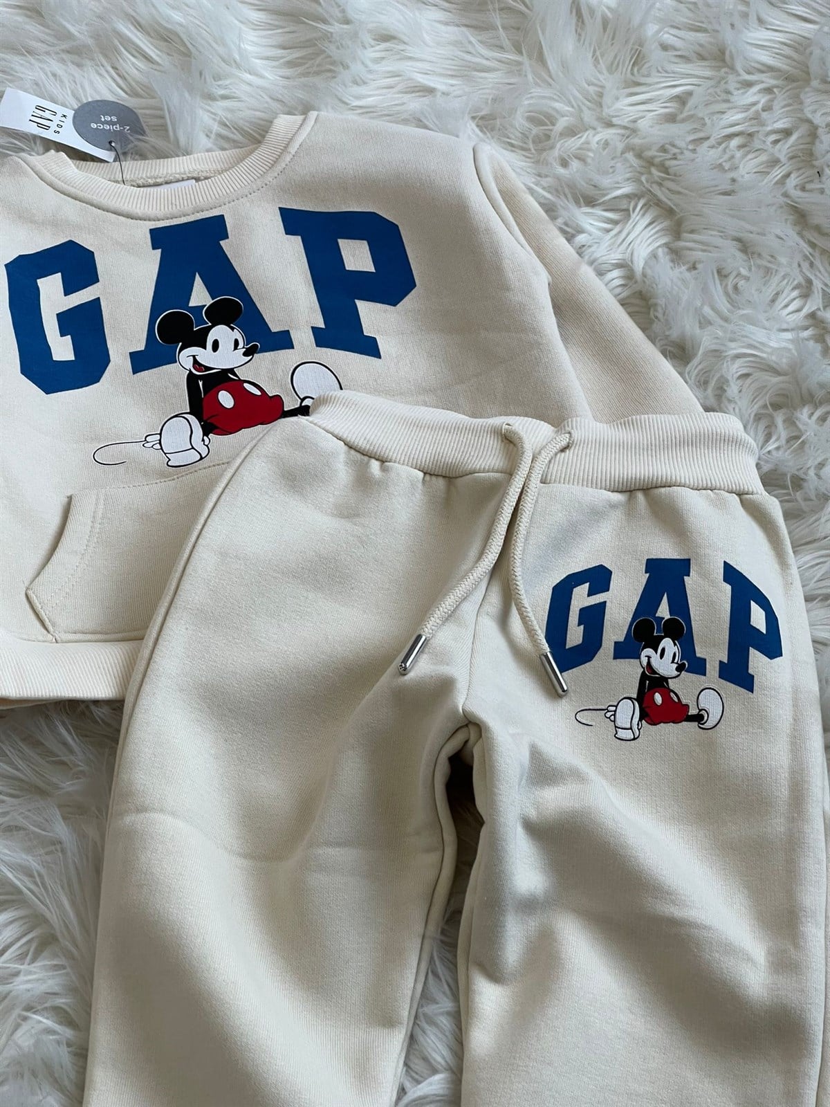 GAP şardonlu krem takım 