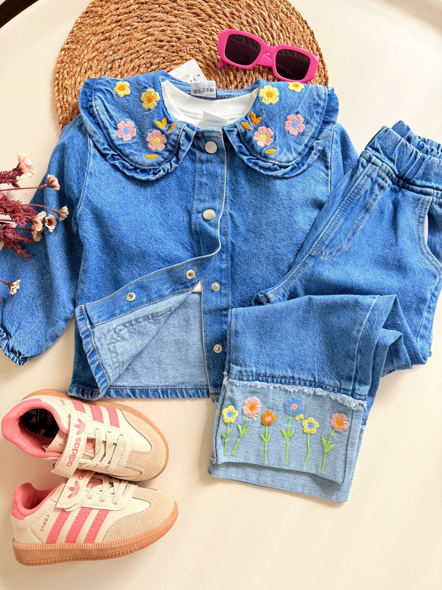 İşlemeli kız jean ceket pantolon takım 