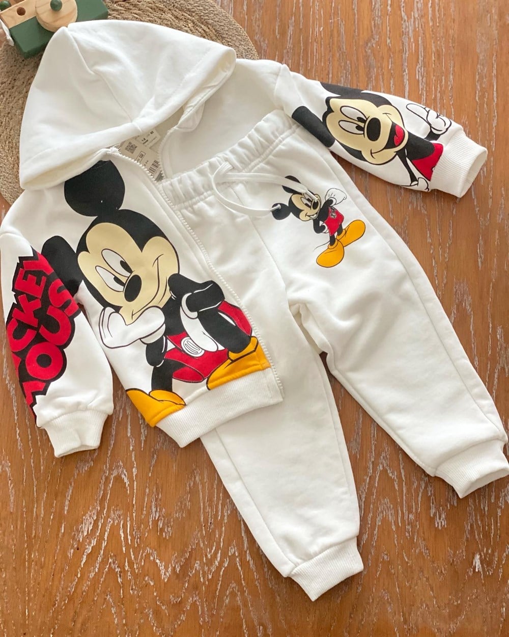 Kapsonlu Mickey takım 