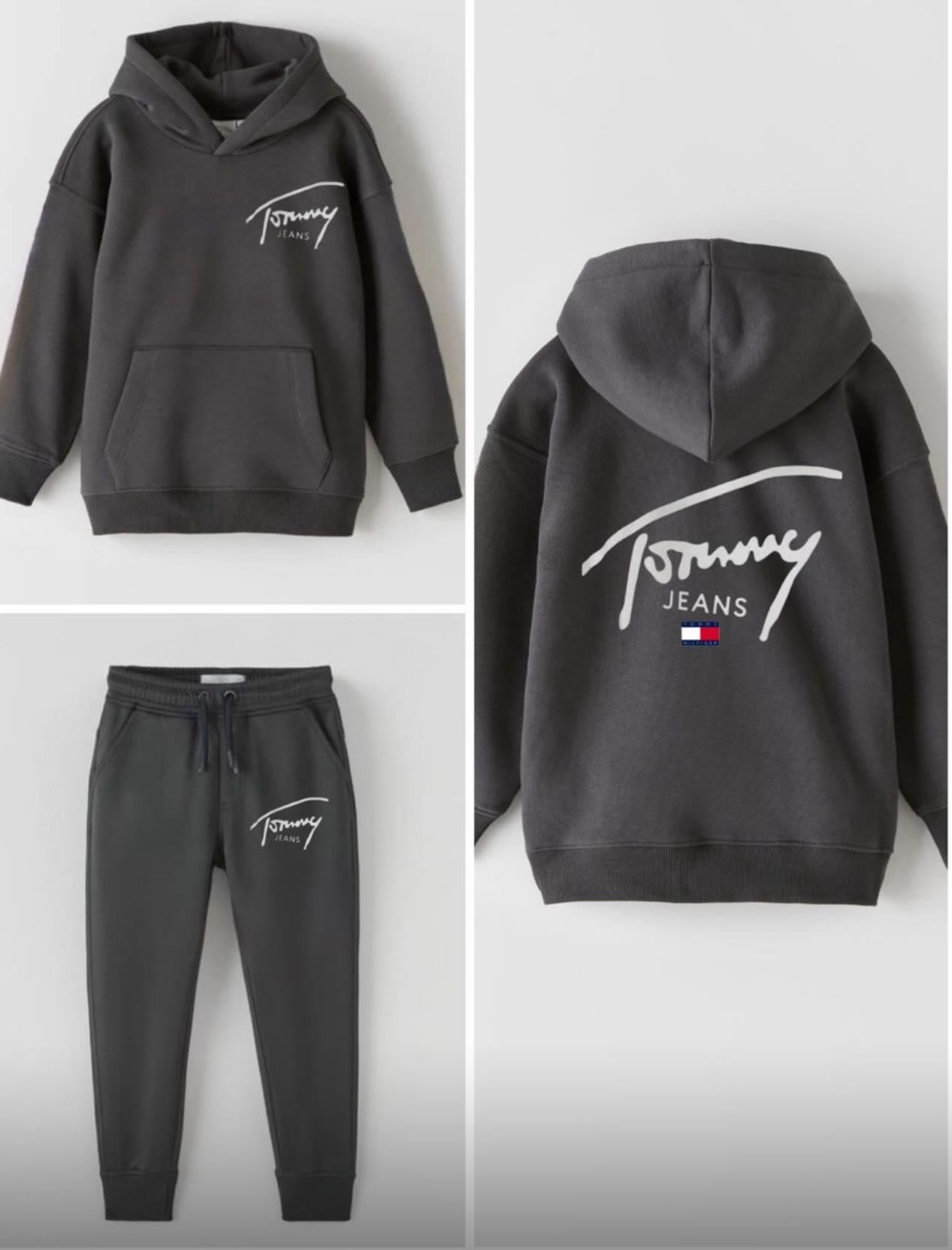 Kapüsonlu takım füme