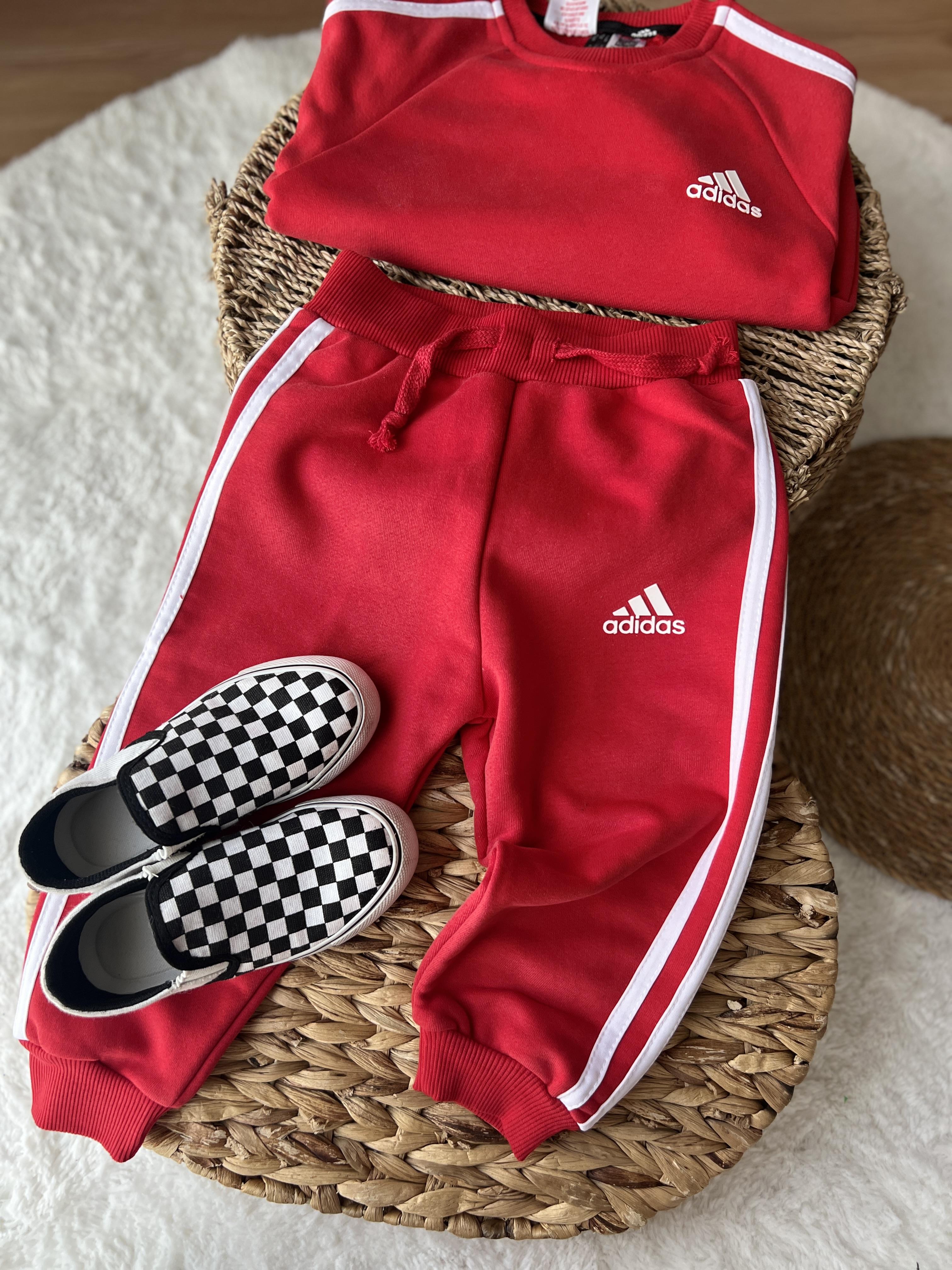 Kırmızı Adidas 