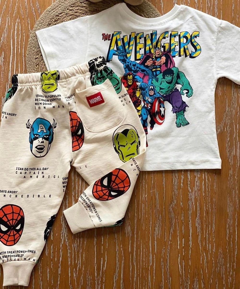 Marvel takım desenli 