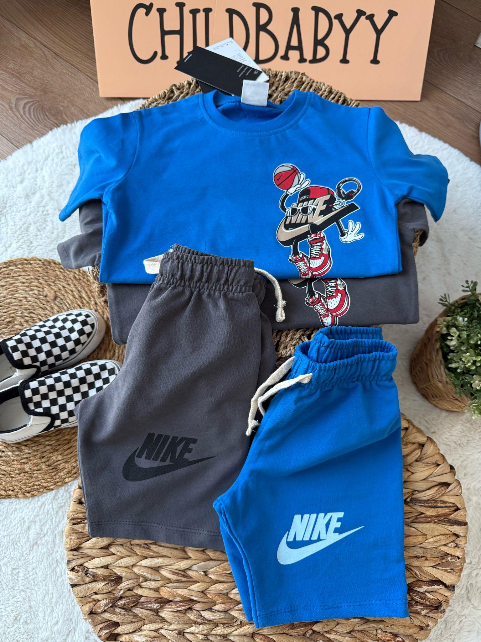 Nike mavi şortlu takım