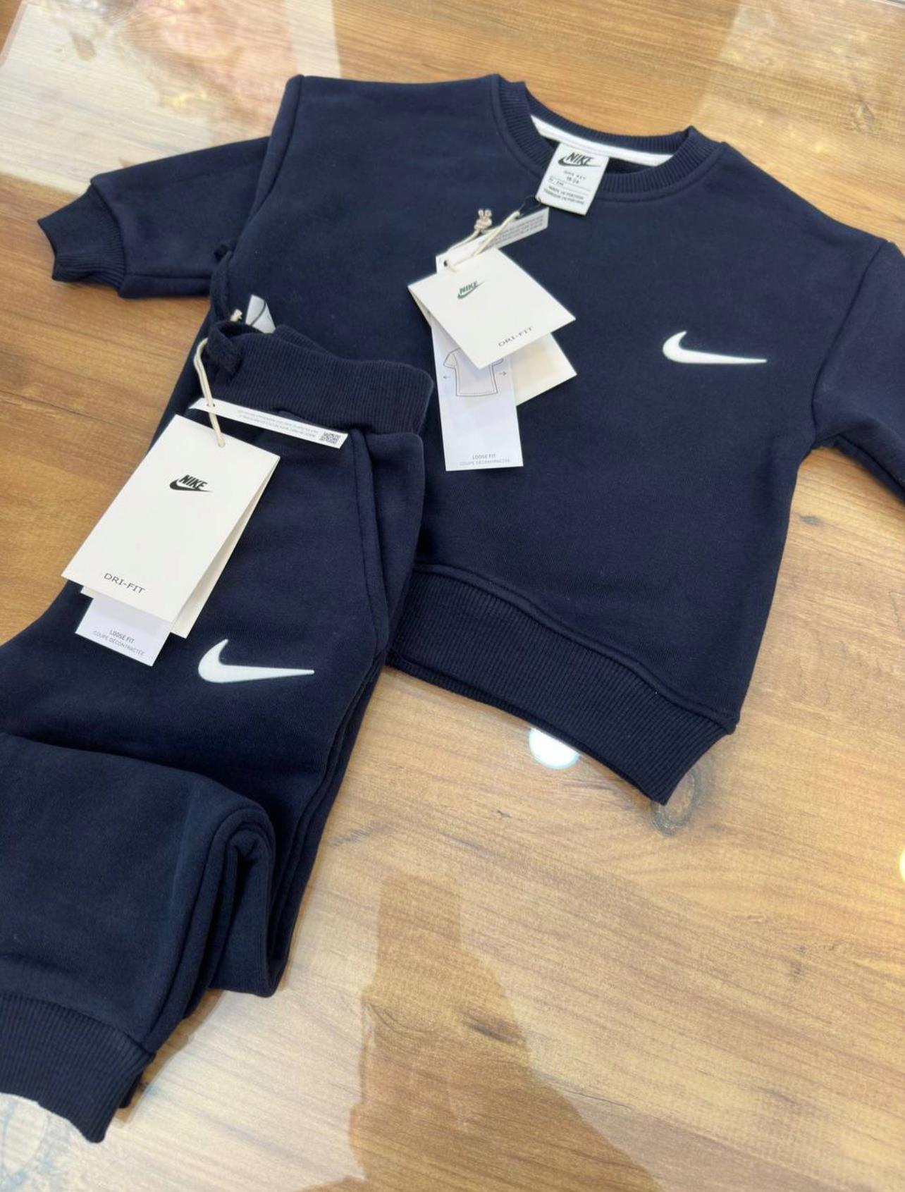 Nike takım lacivert 